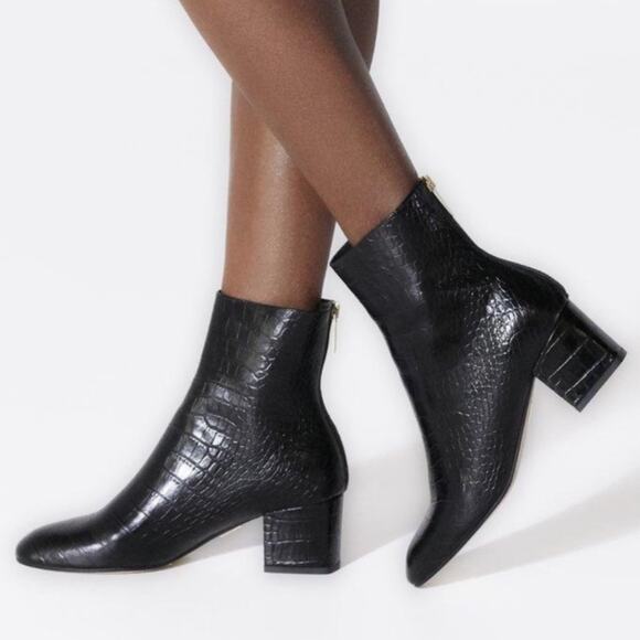 Tamara Mellon Vadim Leather Croc Bootie Size 39 or US 9 - Picture 2 of 15